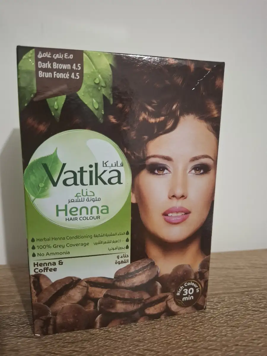 Henné Vatika Noir naturel 1