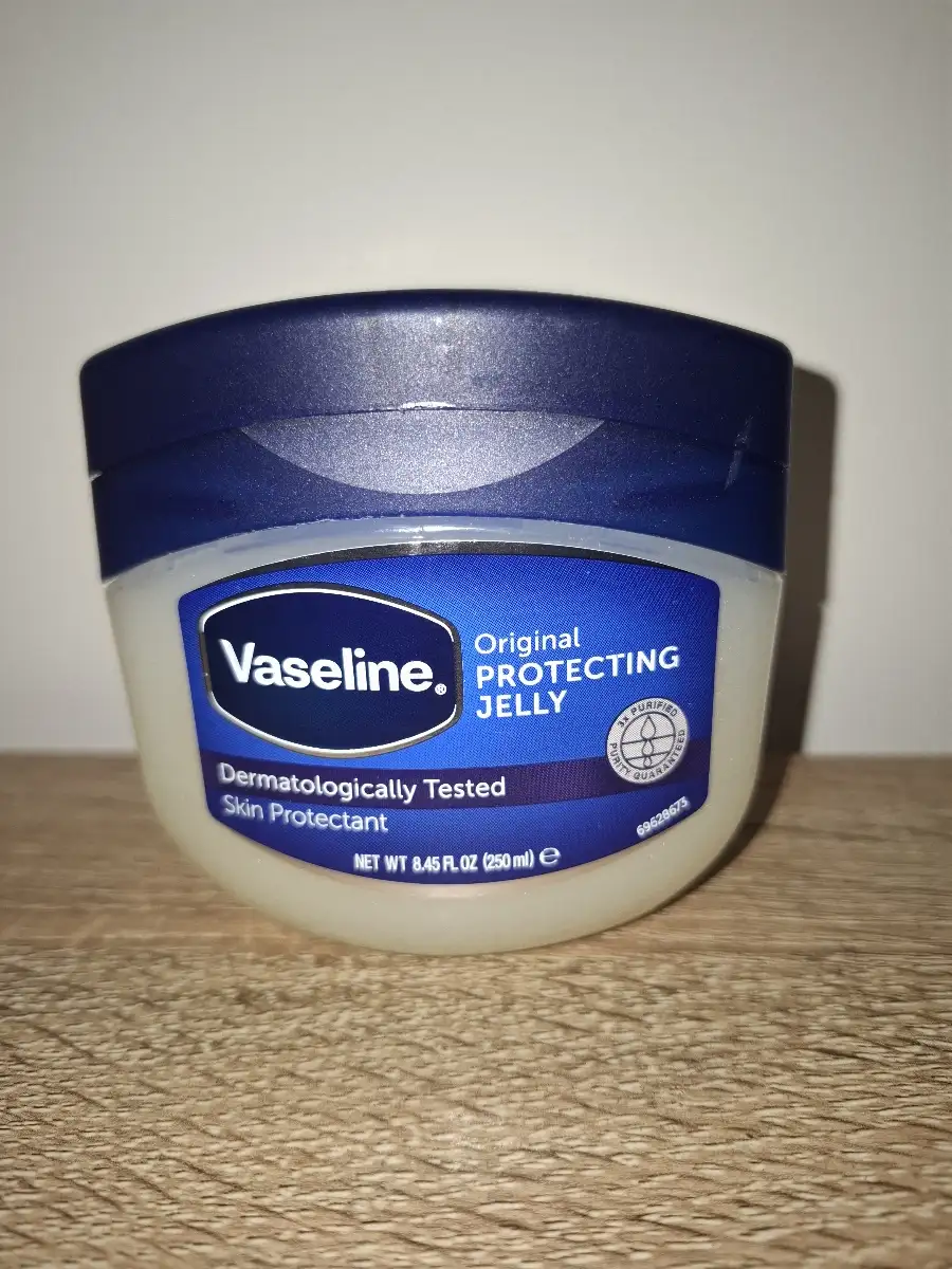 Vaseline Pure Protecting Jelly - Original 250ml